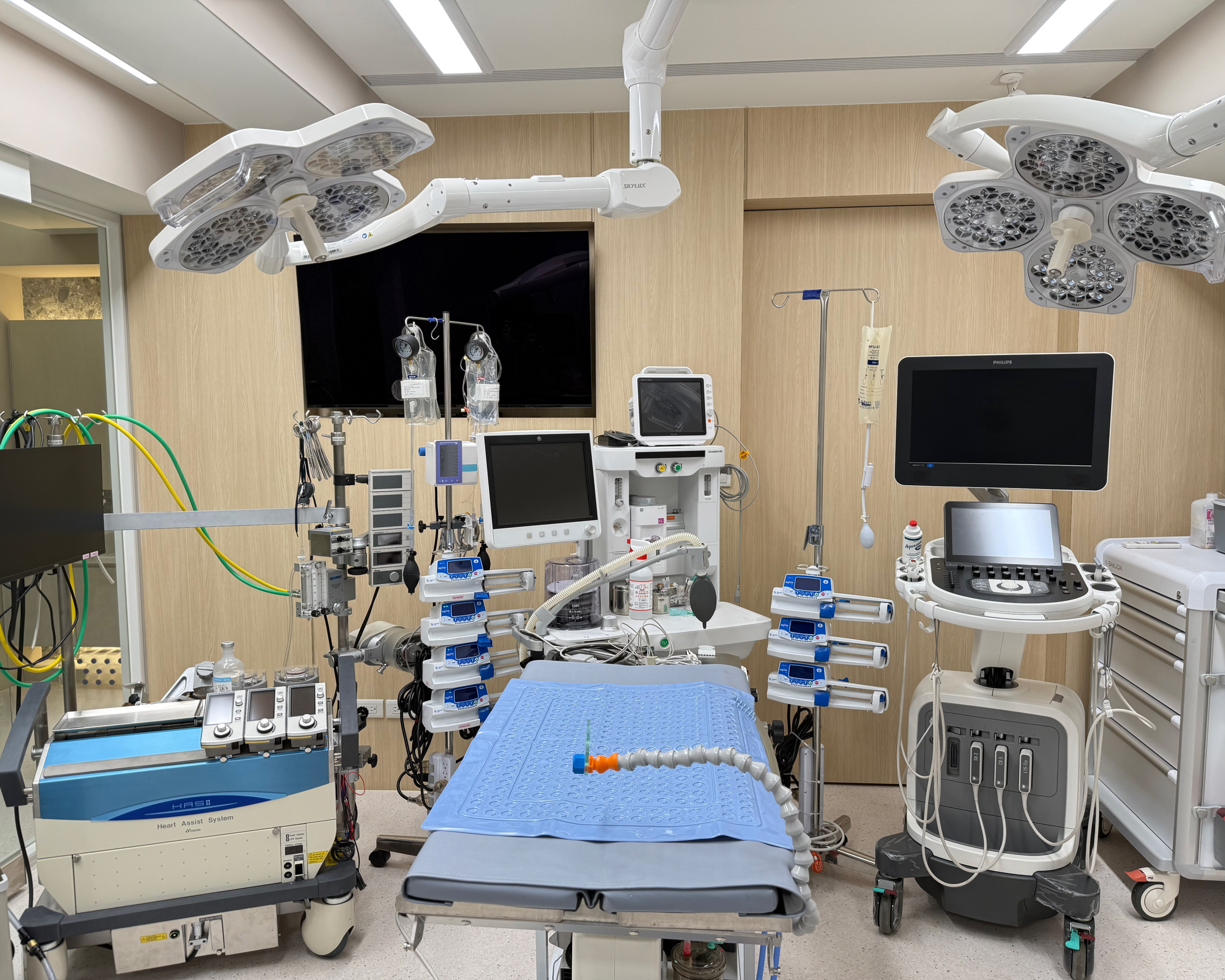 以立動物醫院 (Elite Vet Cardiology Clinic)